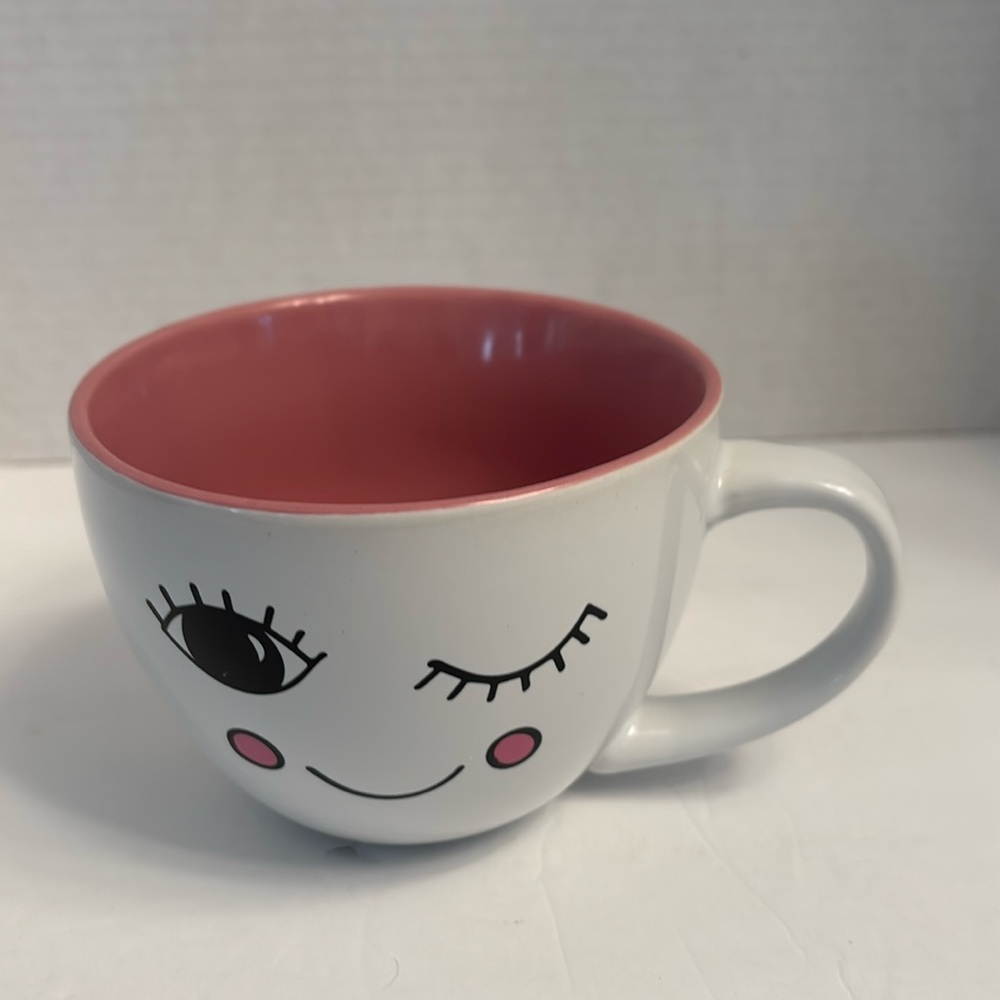 Smiley face Five Below ceramic oversized coffee / Tea mug